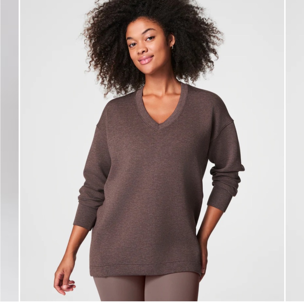 SPANX® AirEssentials
Brushed V-Neck Tunic